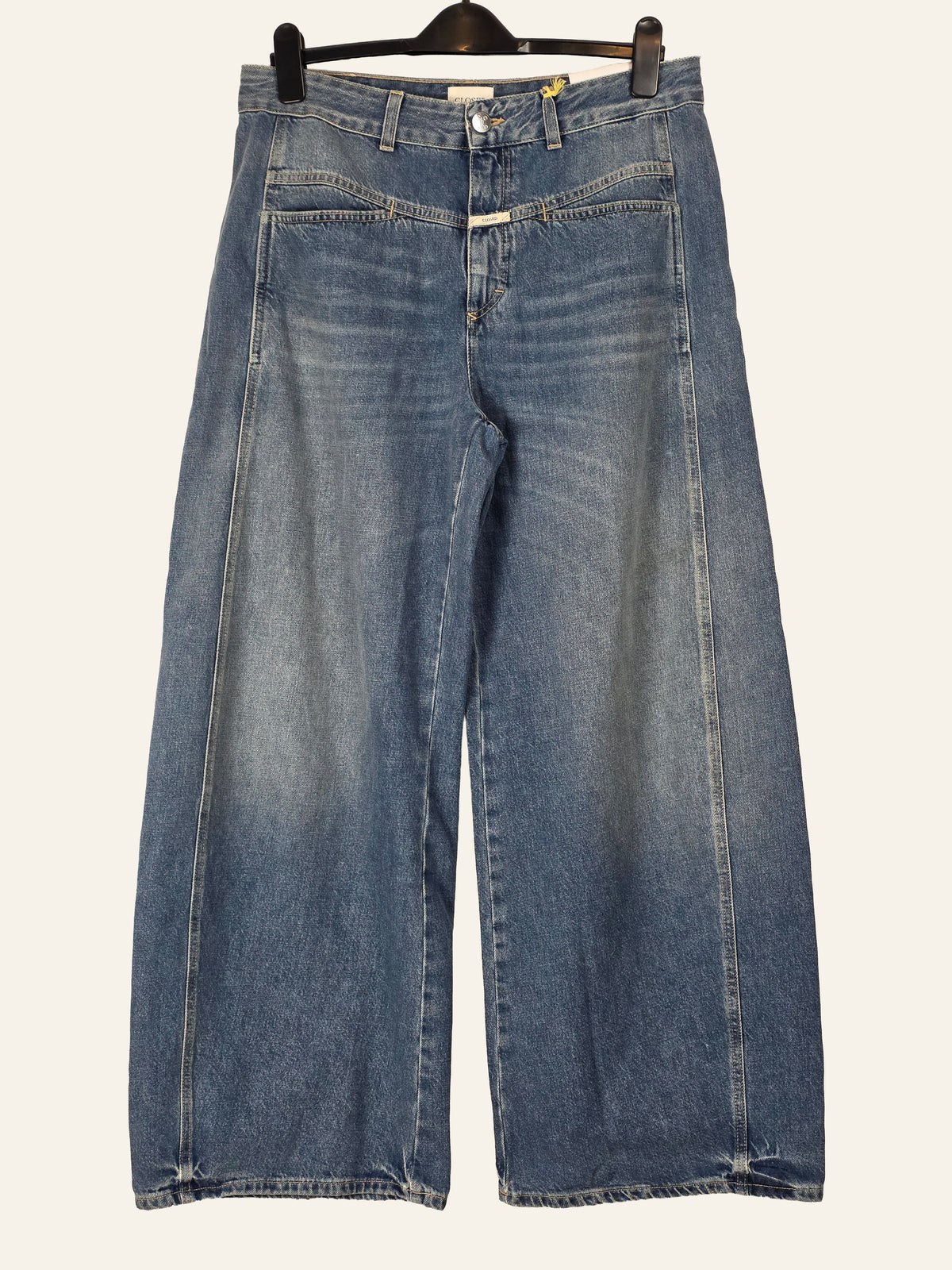 CLOSED Tori-X Damen Barrel Jeans Mid Blue W30 L30 – Vorderansicht