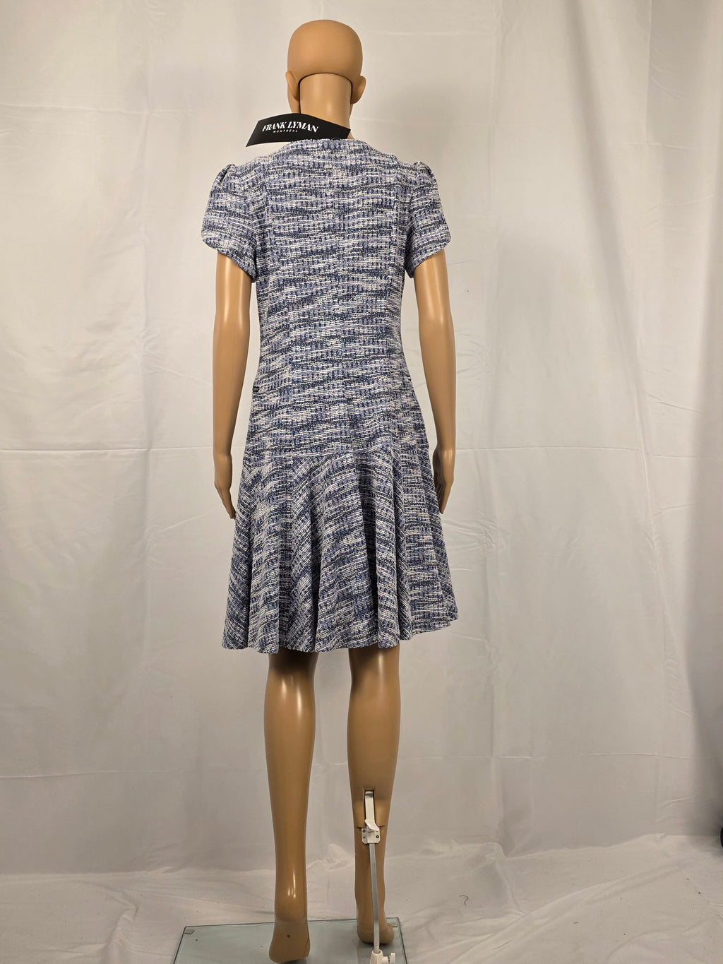 Frank Lyman 263109 Bouclé-Kleid in Denimblau, Rückansicht