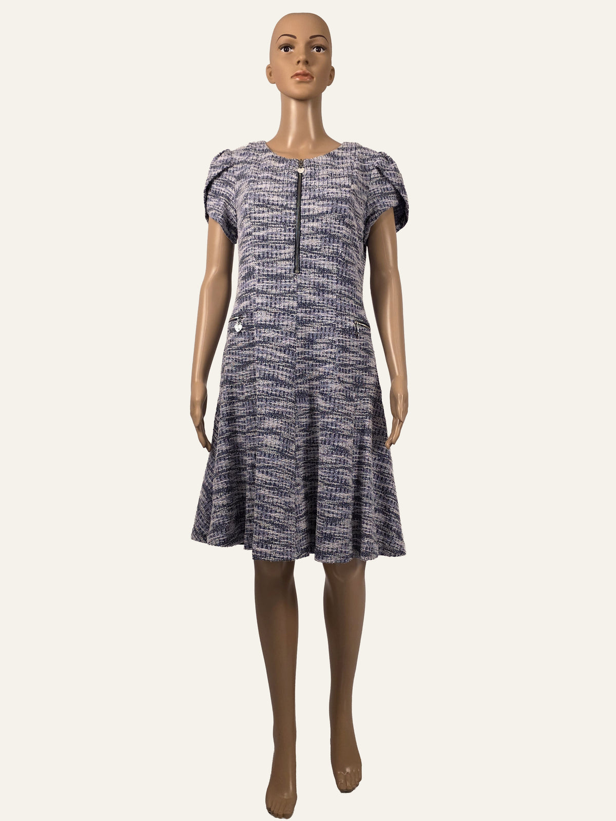 Frank Lyman 263109 Bouclé-Kleid in Denimblau, Vorderansicht