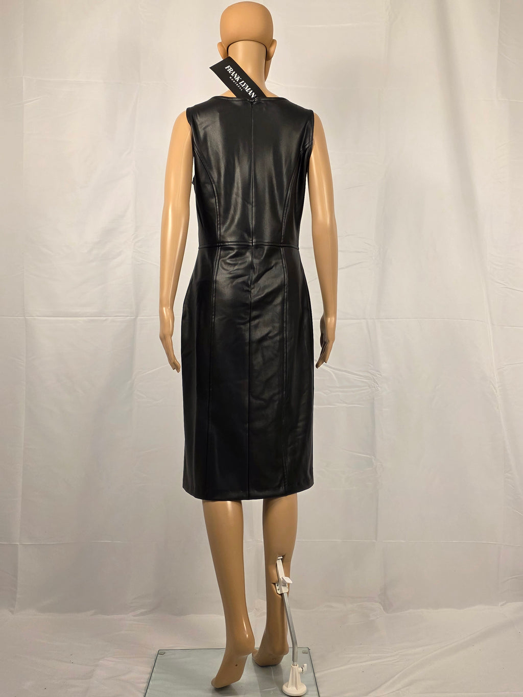 Frank Lyman Kleid 263270 in Schwarz – Rückansicht mit Reißverschluss
