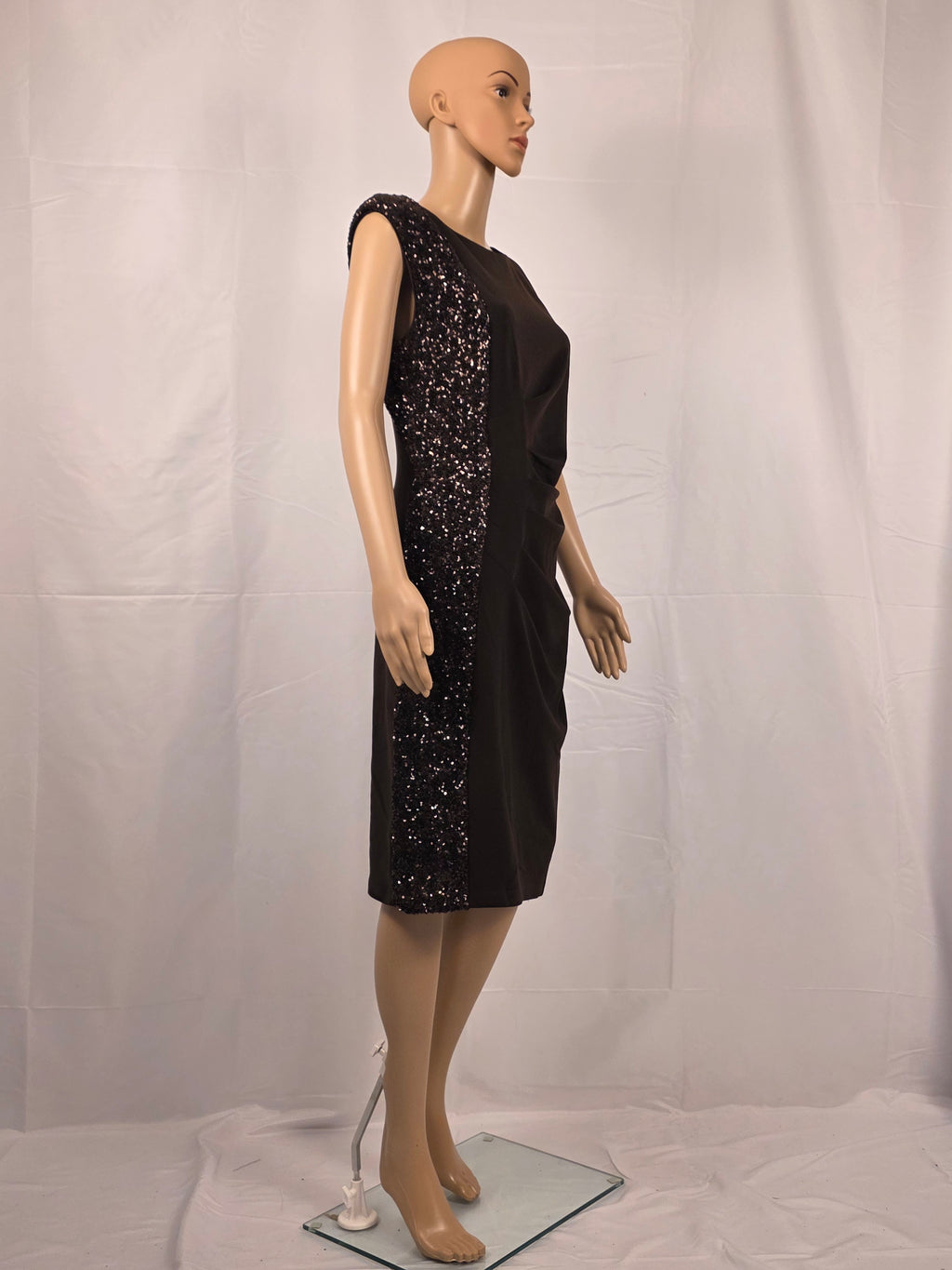 Frank Lyman Etuikleid 269233 in Mocha, Seitenansicht