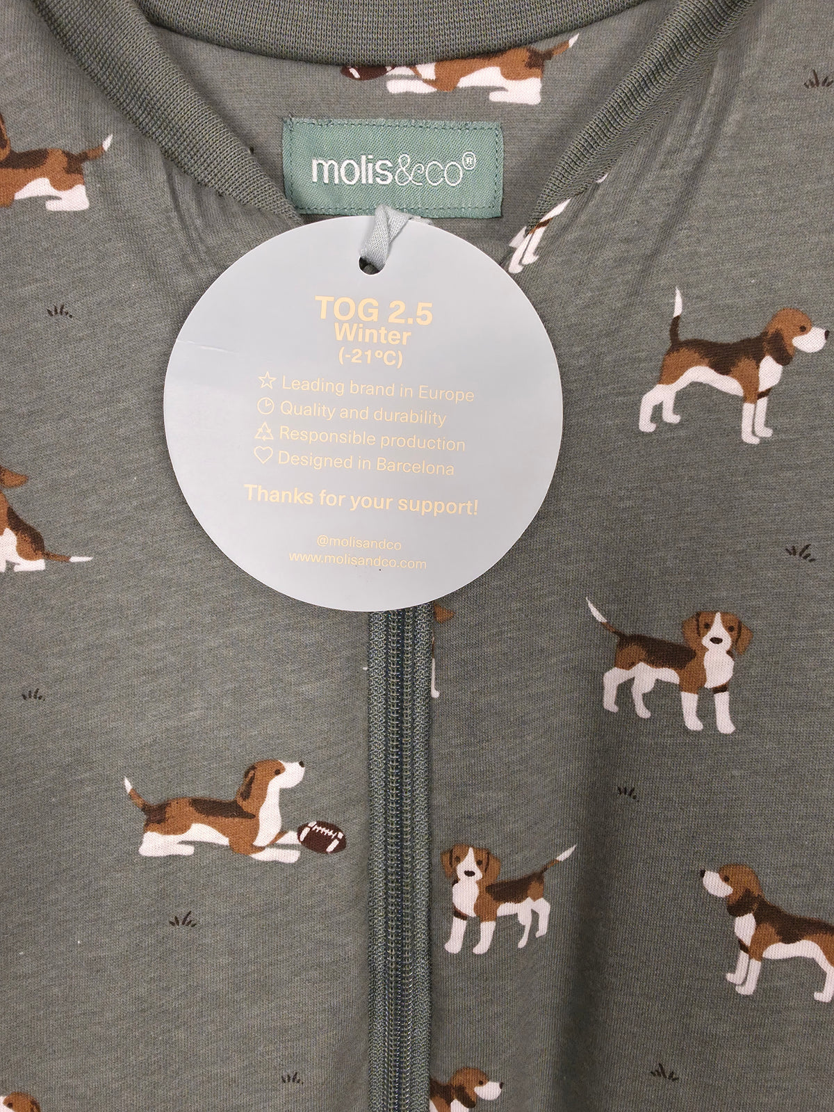 Originaletikett des molis&co Beagle Schlafsacks mit TOG-2,5-Angabe